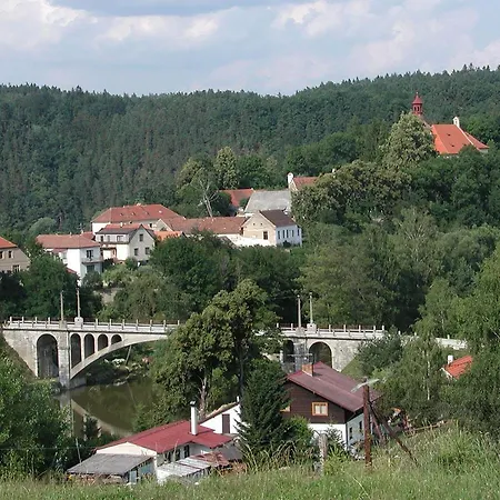 Klor Hotel